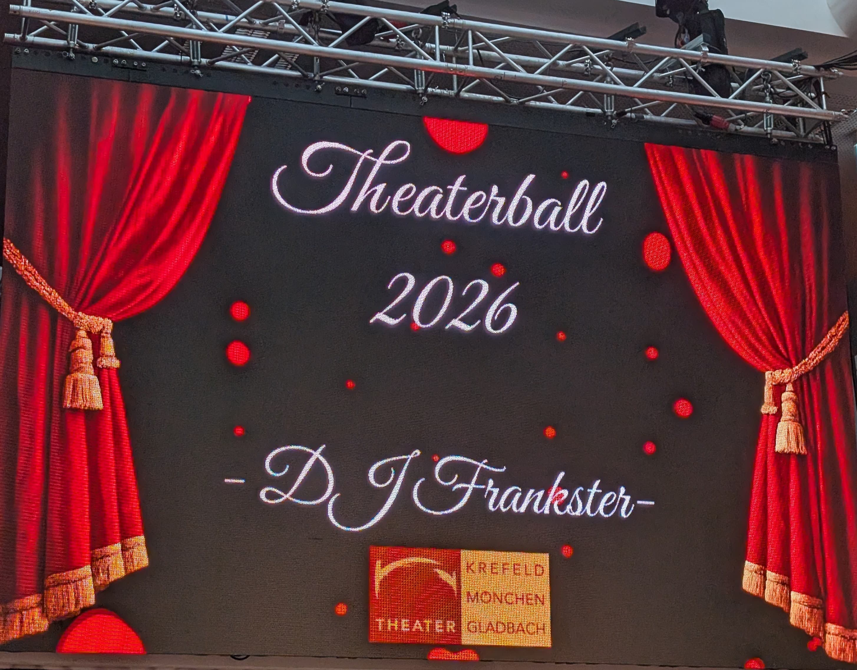 DJ Frankster beim Theaterball Event